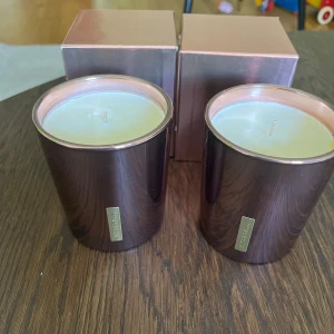 Två stycken rituals doftljus - Två stycken doftljus från rituals  Love 290g/styck