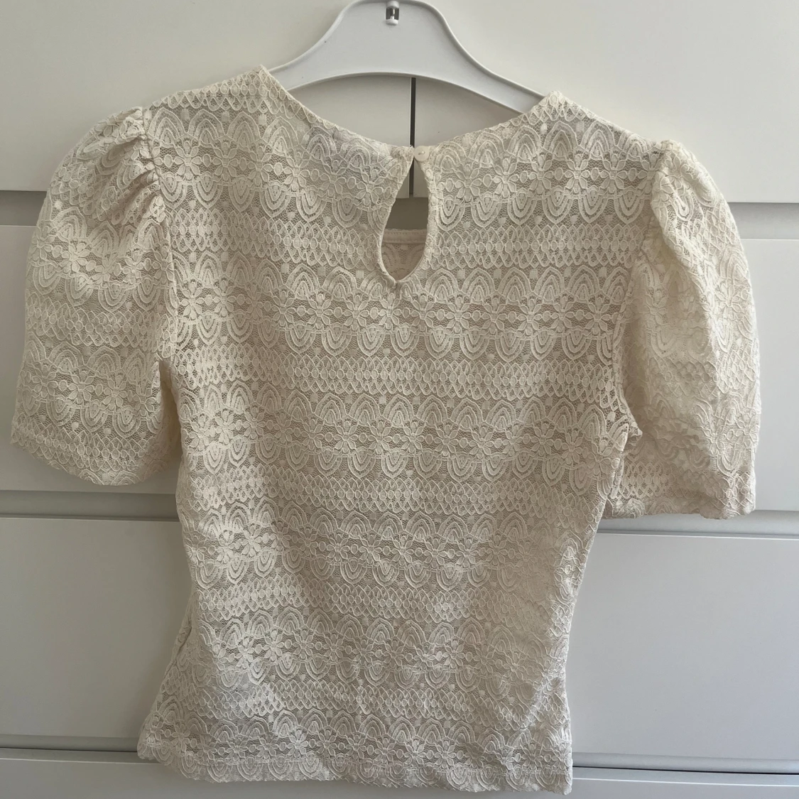 Kortärmad spetstopp  - 90