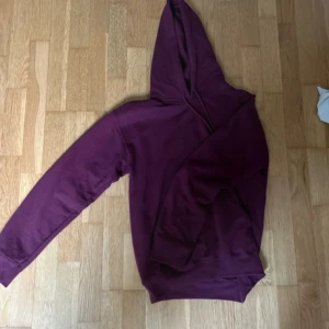 Hoodie - Mycket bra skicka nästan aldrig använd