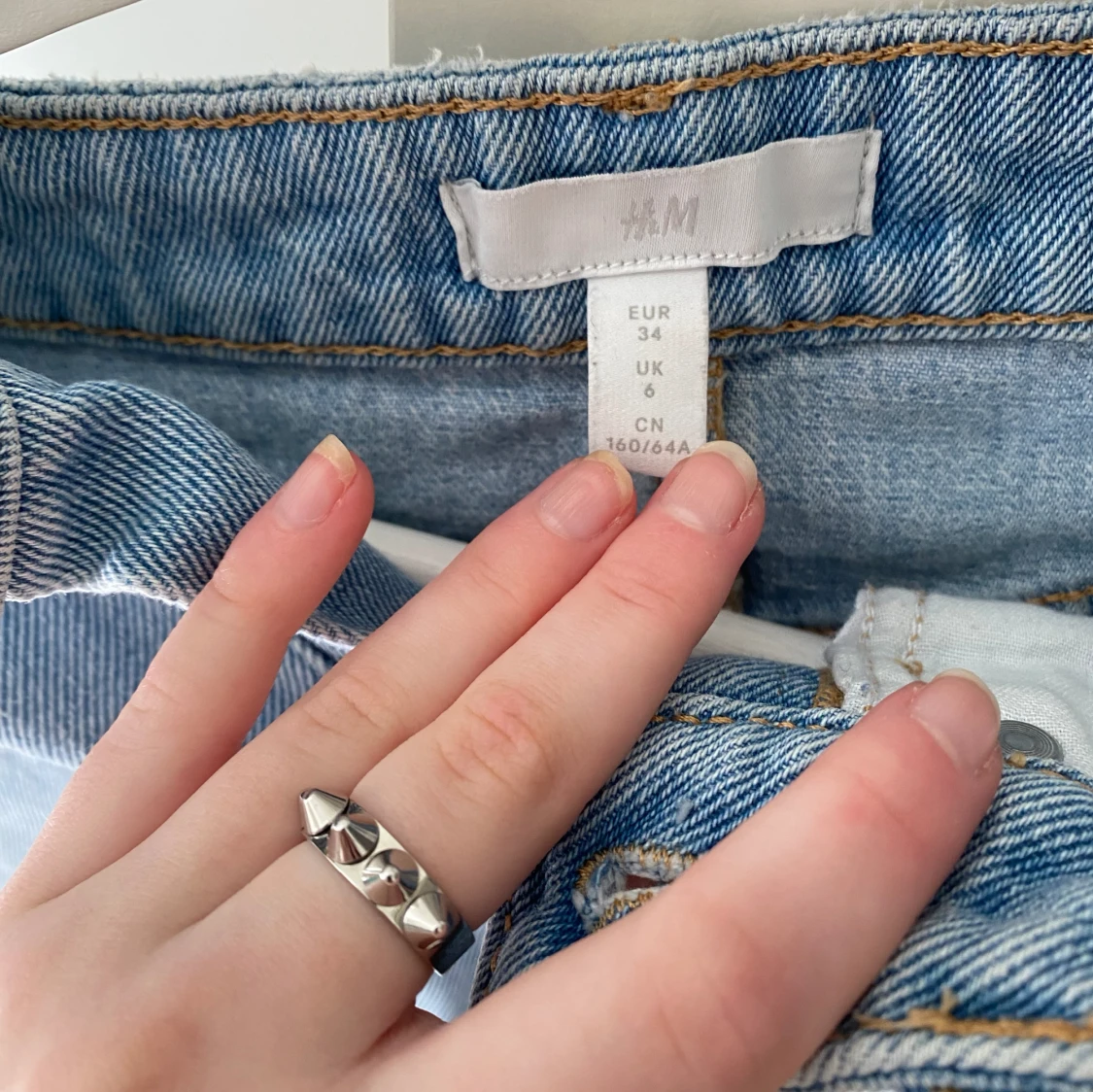 Fin jeanskjol från hm - 91