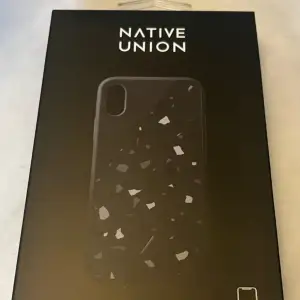 iPhone XS Max - Mobilskal. Märke Native Union.  Nypris 399kr.
