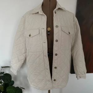 Jacka  - Superfin å lite oversize  Fint skick