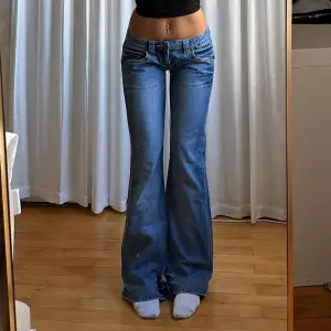 Perfektaaa jeans, vintage från Reporter denimwear💓midja 40 innerben 83 jae 165