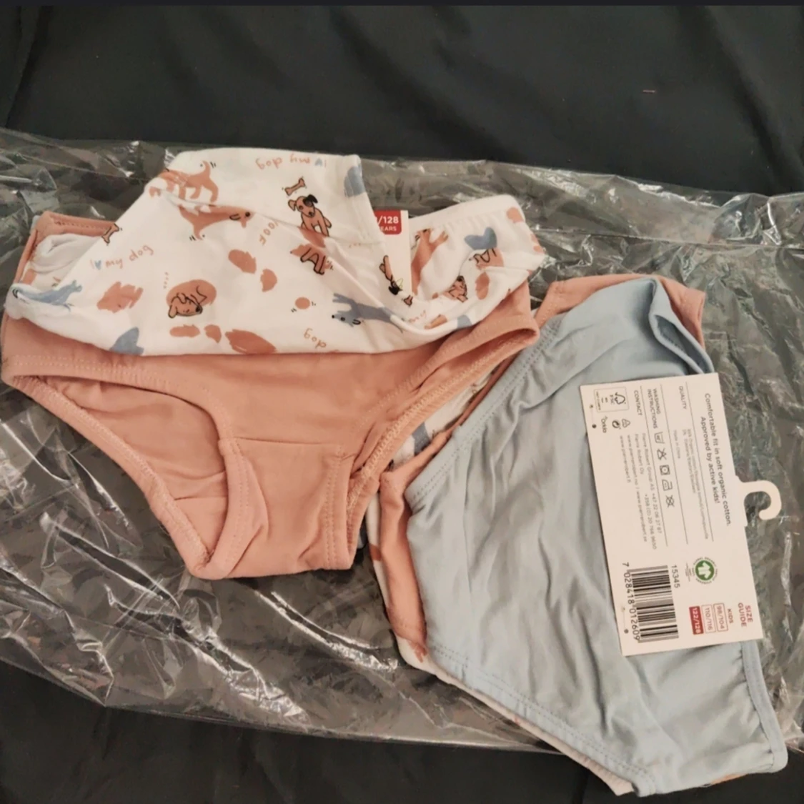 6 st nya trosor i storlek 122/128 - 92