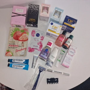 Skönhetsprodukter  - Helt nya och oanvända skönhetsprodukter, parfymer, hudvård och hudvård.  Kom privat vid info, bilder och priser🫶🏼 OLIKA PRISER!!!!!!