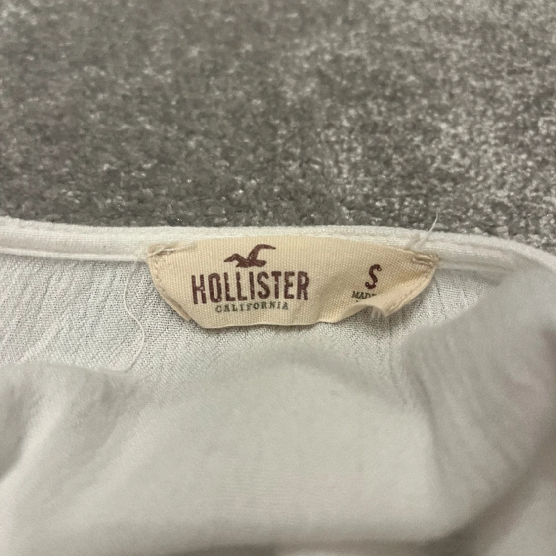 Linnéblus från Hollister  - 91