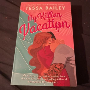 My killer vacation - En spännande mysig bok till mysig kväll! Köpt för 120! Säljer för 75kr✨