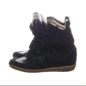 Isabel marant skor - Isabel marant skor, köpta på sellpy. Skriv för fler bilder!