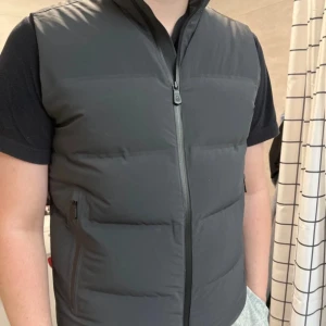 Sail Racing väst - Lite tjockare dunväst