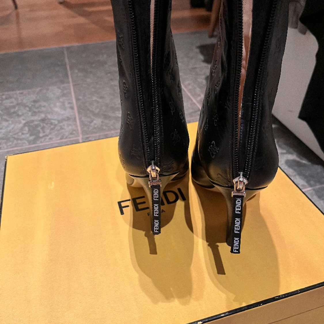 Fendi ankle boots  - 90