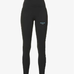 Träningstights - Leggings från Adanola, aldrig använda och är i bra skick!