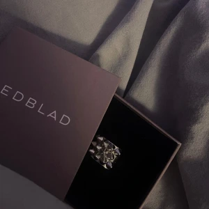 Edblad ring  - Säljer denna Edblad ring (frakten är räknad med priset) strlk 18.5. Förpackning tillkommer!💗