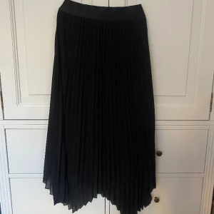 Långkjol Carin Wester - Långkjol till anklarna ungefär