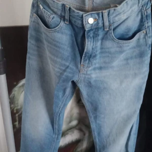 Calvin Klein  - Super fina jeans från Calvin Klein. Används vid ett tillfälle Storlek 14/170