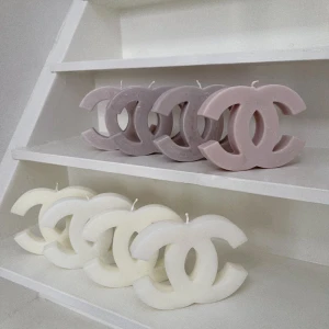 Ljus - Vita ljus 80kr/st🤍 skriv i dm för större beställning!!