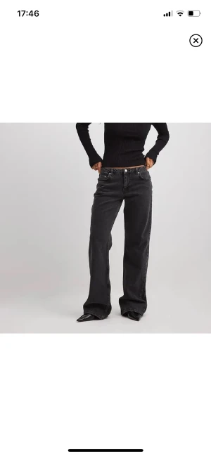 NAKD LOW WAIST JEANS  - jättefina low waist jeans från NAKD helt oöppnade och säljer pga för små 