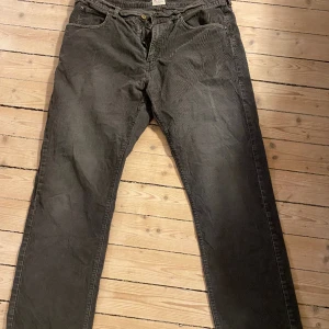 Manchesterbyxa - Sjukt coola vintage gråa manchesterbyxor, storlek 36x32