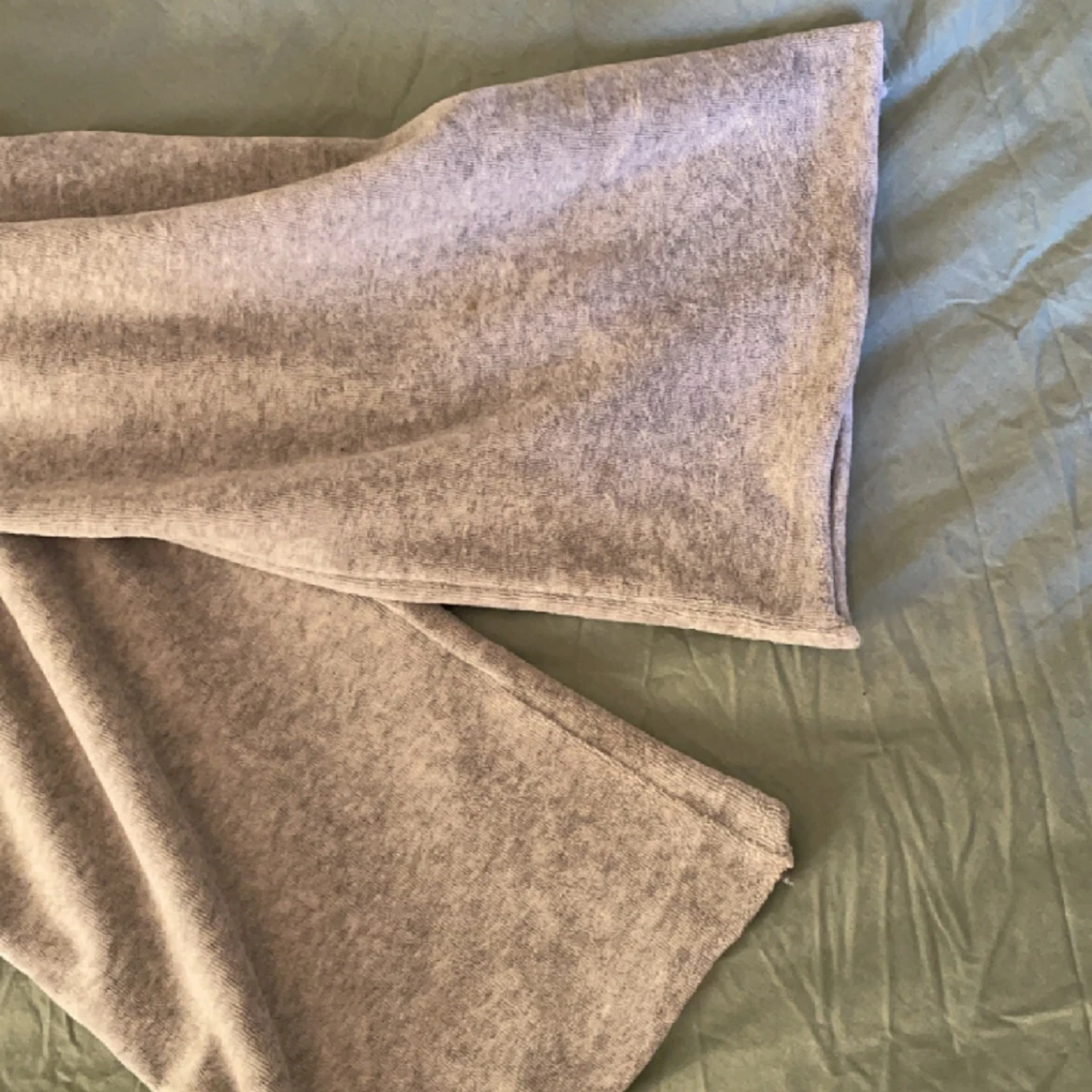 Gråa juciy couture byxa använda ett par ggr  - 91