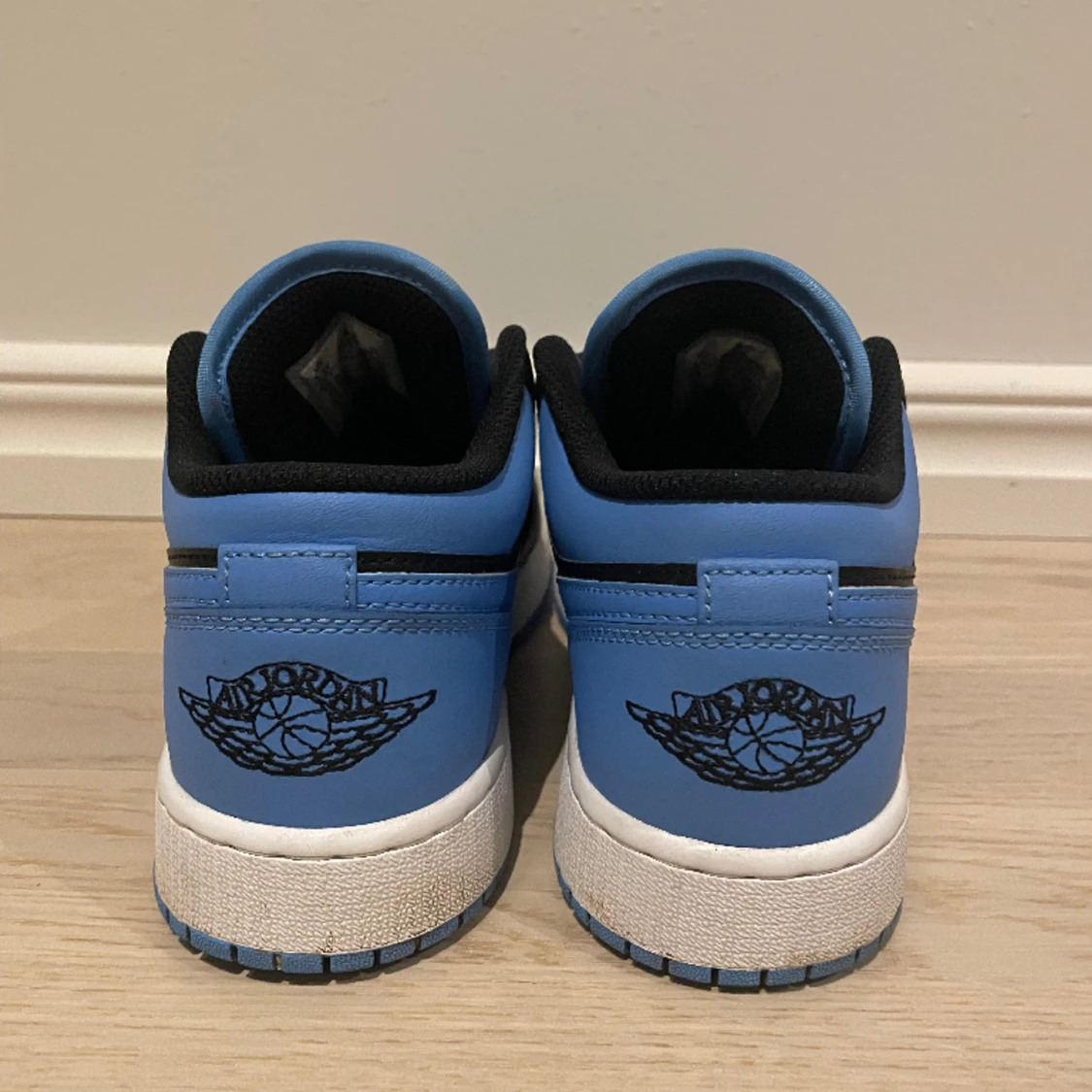 Nike Air Jordan 1 Low (GS) - 90