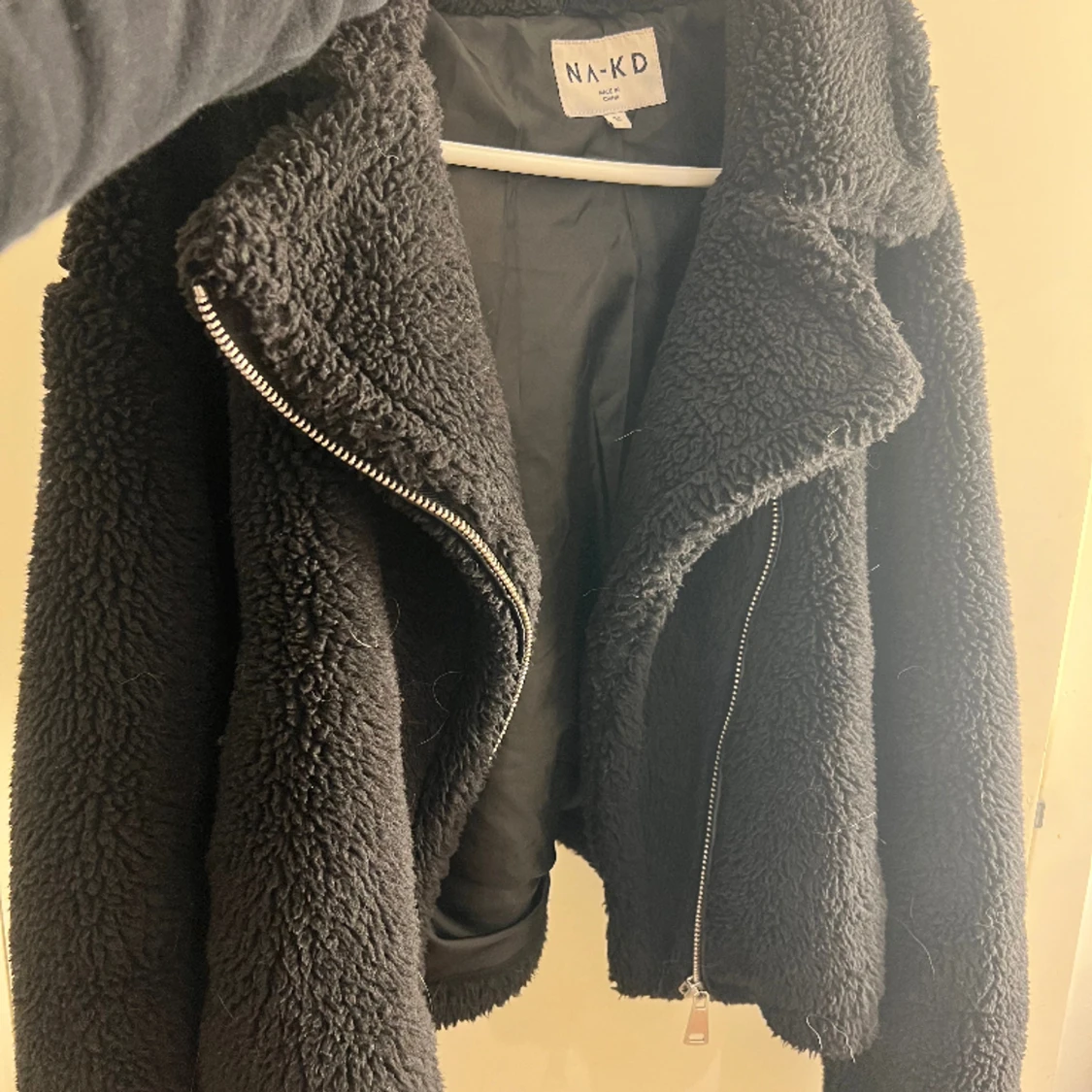 Teddyjacka från NAKD