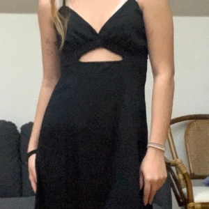 Svart sommar klänning - Aldrig använd (förutom på bilden)