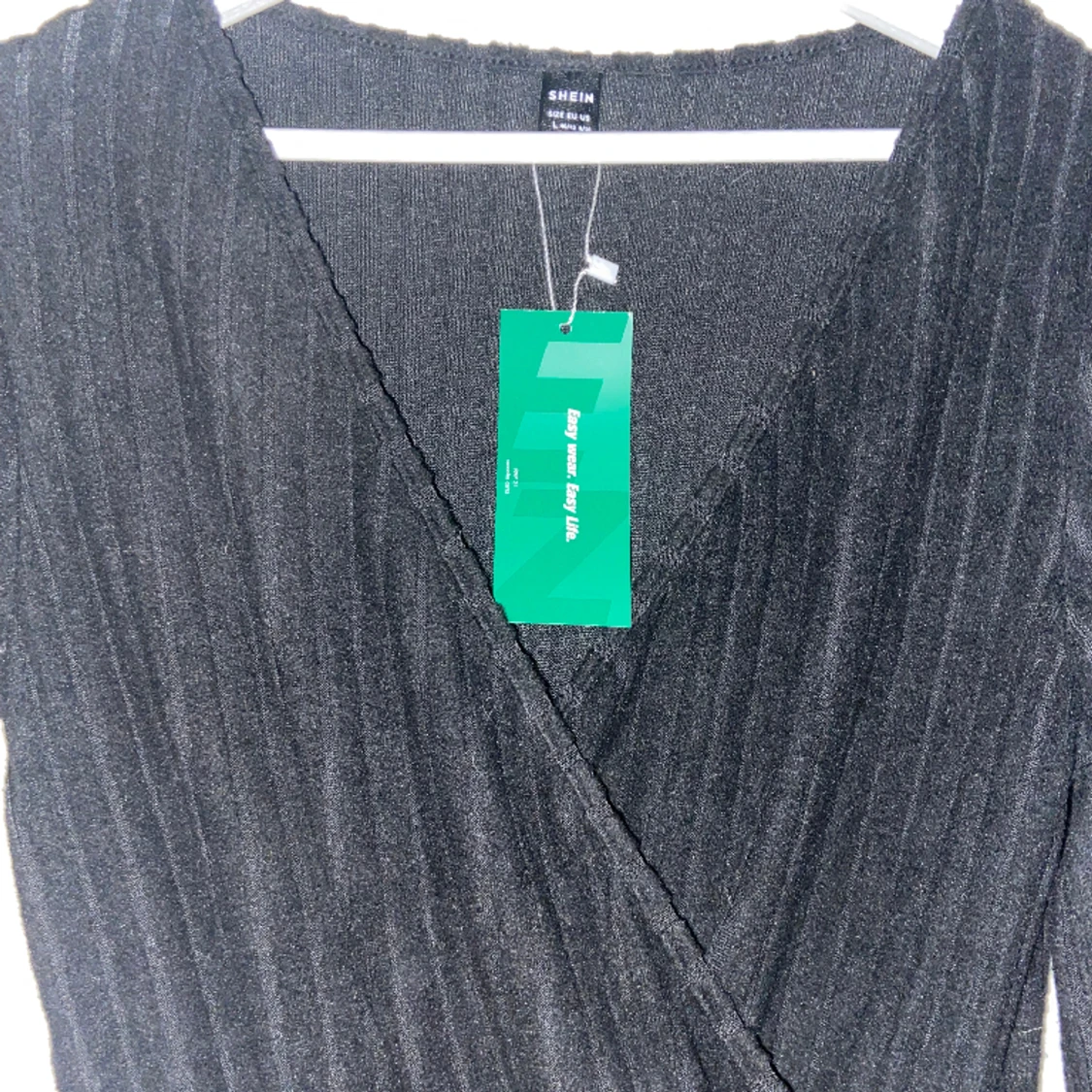 Ribbad klänning - 91