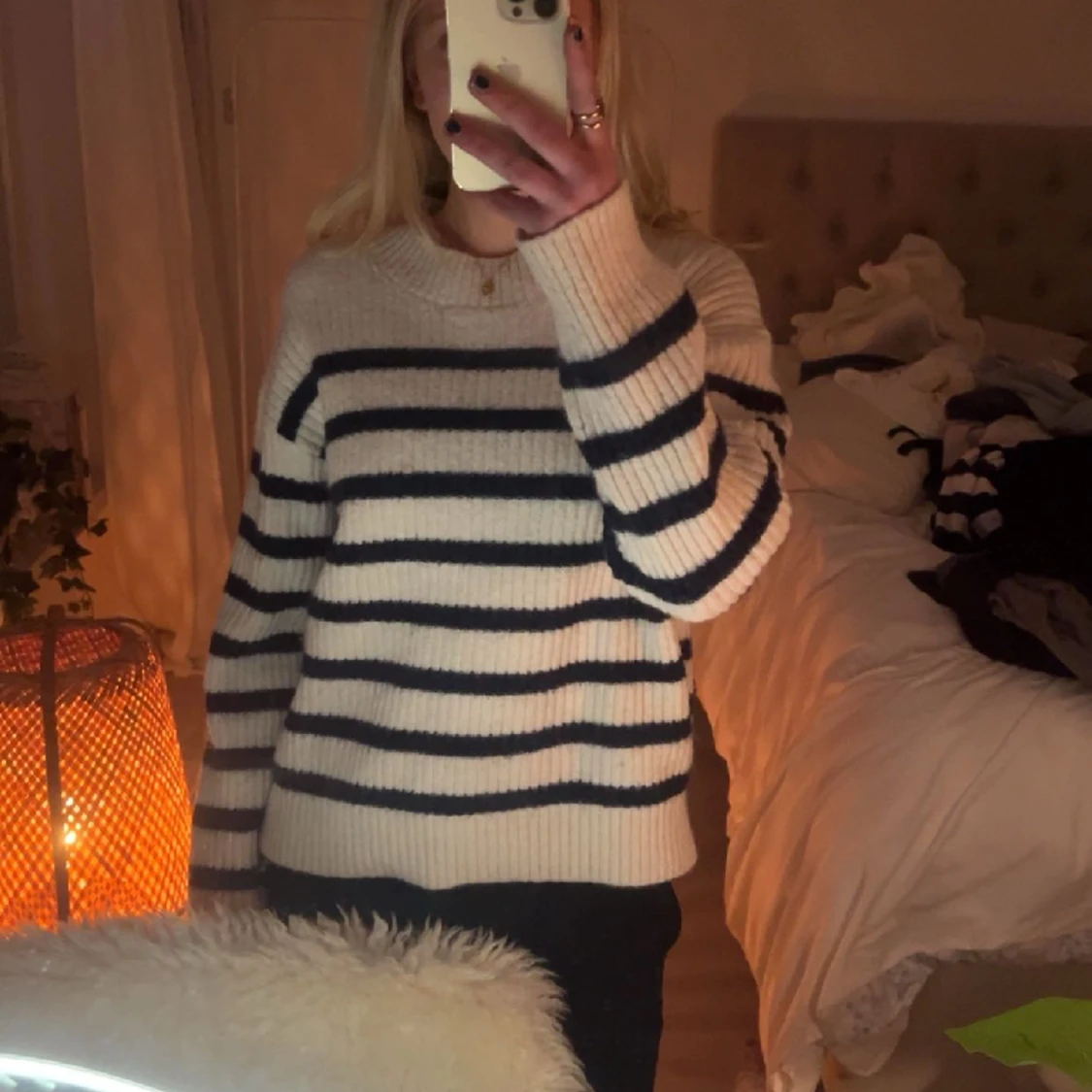 Randig stickad tröja