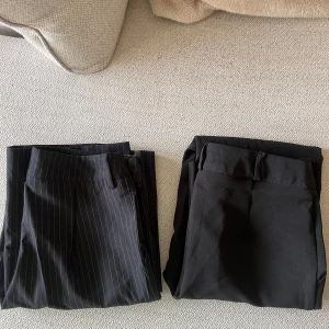 Kostymbyxor  - Från Madlady Använda 1 gång  Svarta storlek 32 midwaist short Randiga storlek 32 högmidjade short 200 kr st
