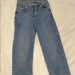 90s straight 540 jeans - Light wash straight jeans from Bikbok in great condition. Original price was 599 kr