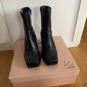 K.cobler Ashford 2.0 stövletter - Använda endast 3 gånger, så i väldigt fint skick.