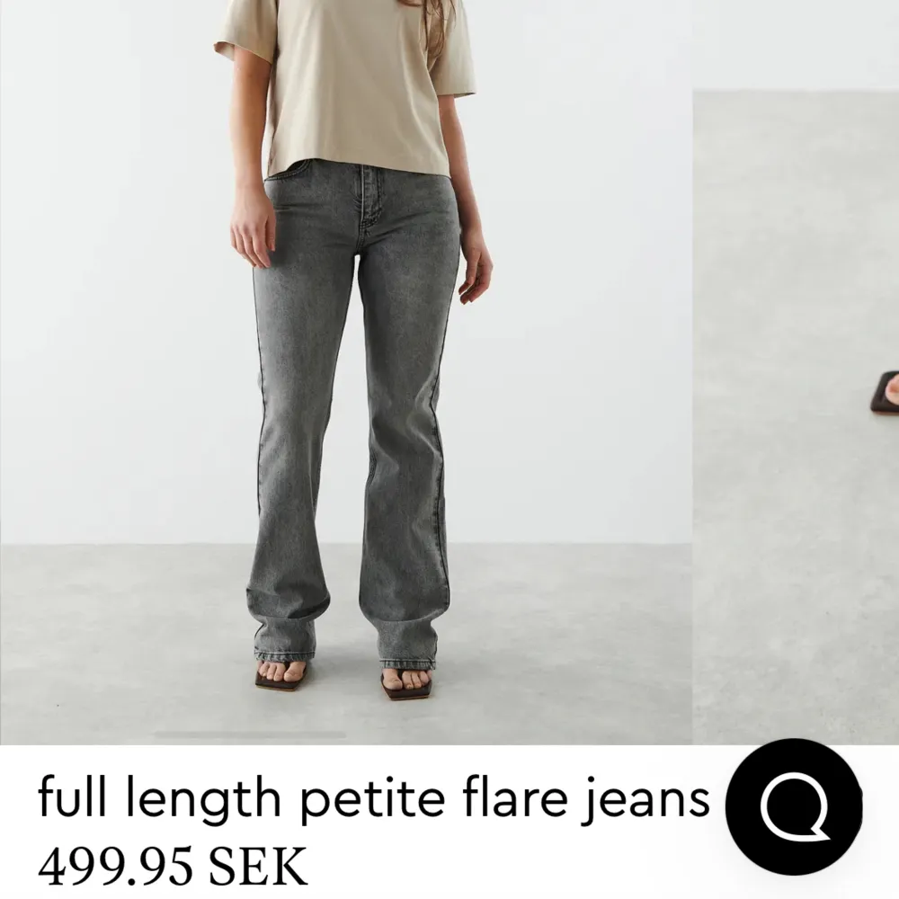 Ett par ganska ljust gråa jeans från Gina som jag köpt för 500kr!🩷 Säljer dessa för att de har blivit för små. De är i stl 34 och helt i nyskick. Kontakta vi frågor och använd gärna köp nu❤️😍. Jeans & Byxor.