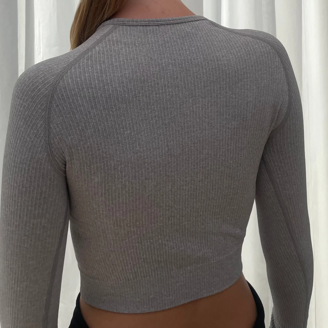 Grå träningströja  - 92