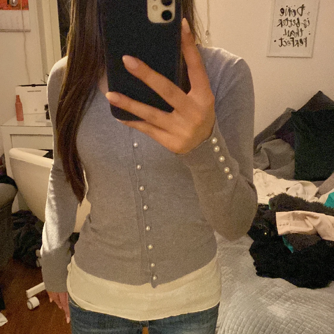 Grå kofta med pärlor  - 90