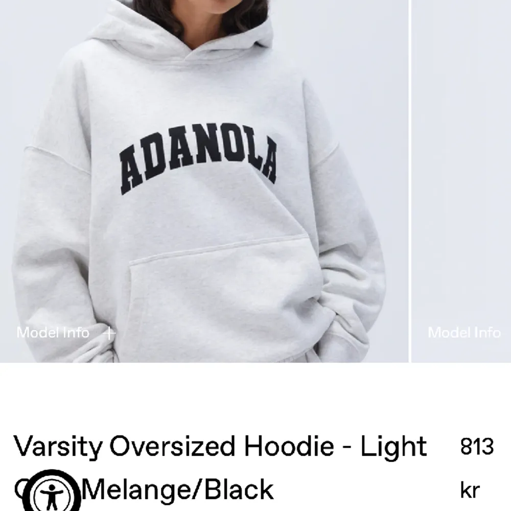 Säljer min nya adanola hoodie för jag använder den aldrig. Inte min stil. Nyskick . Hoodies.