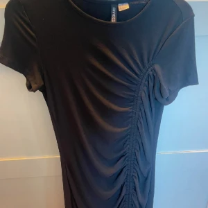 Sexig klänning - Stl 38 Fint skick