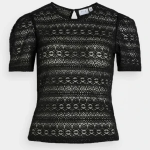 Spetstopp - Jättefin spetstopp!! Köpt på zalando för 330kr men är slutsåld i s nu💗 Endast använd ett fåtal gånger och säljer för att den inte kommer till användning längre!