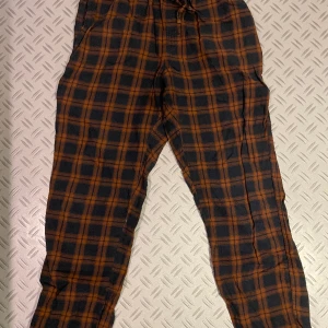 Pyjamas byxor - Väldigt sköna pyjamas byxor i bra skick och kvalitet! Hör av er vid funderingar!