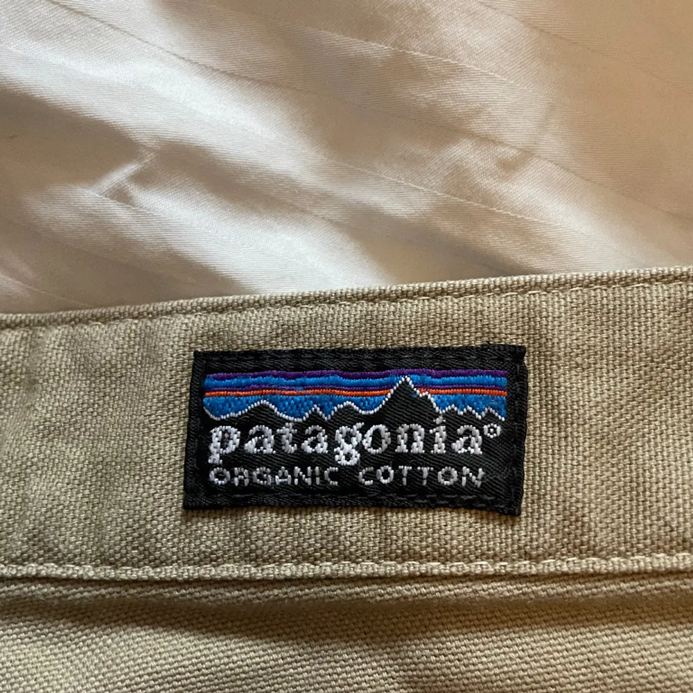 Ett par beiga Patagonia shorts, midjemått ca 36cm💗. Shorts.