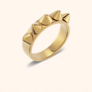 Edblad ring  - En guldig Edblad ring i storlek L fint skick skriv för egna bilder ❤️