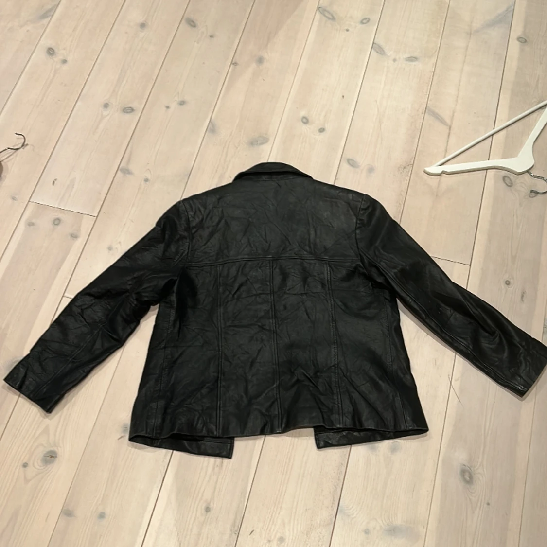 Läderjacka  - 90