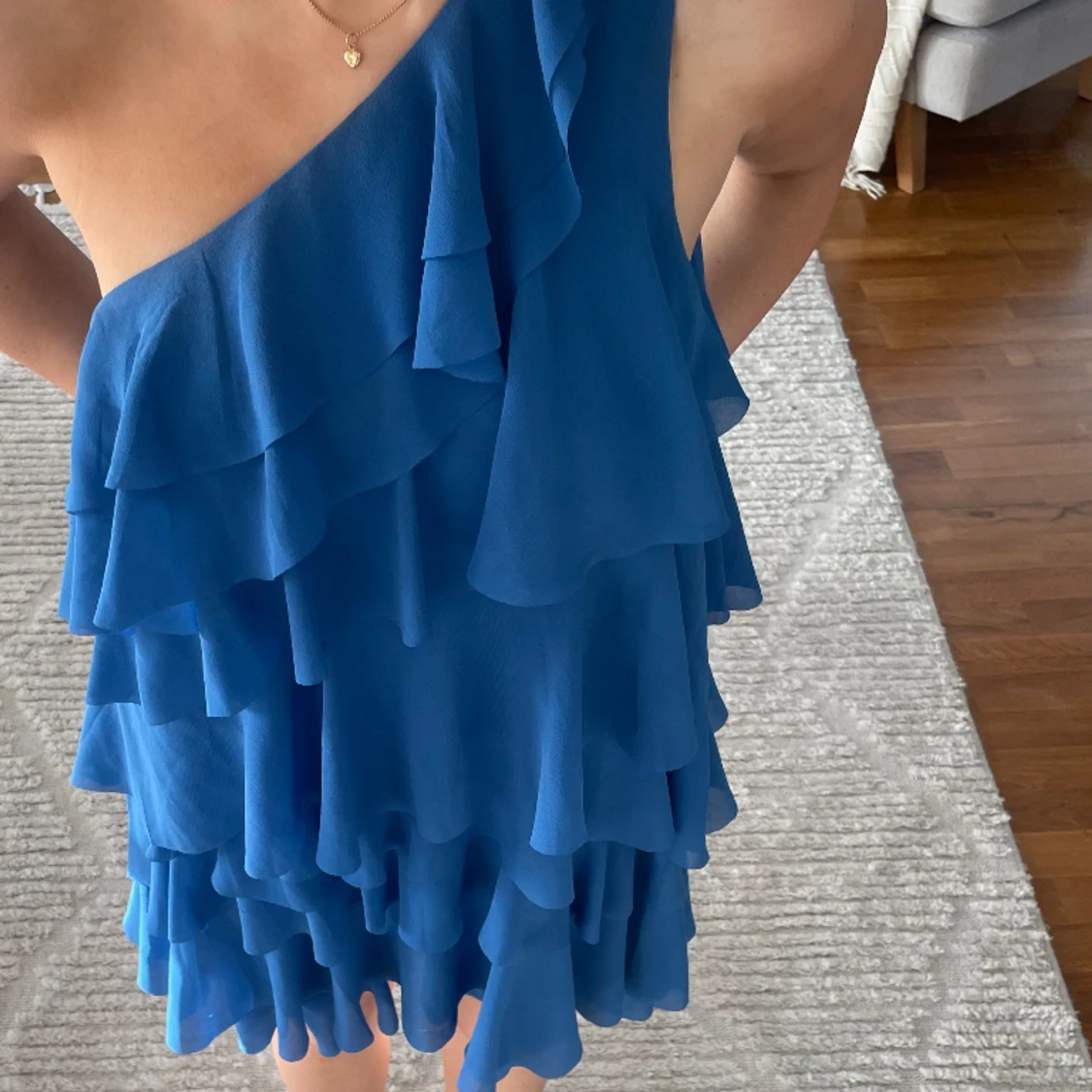 Blå Volangklännig  - 91