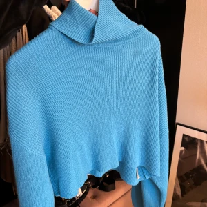 Stickadtröja - Superfin stickad tröja men säljer dö den ej används. Köparen står för frakt 💋