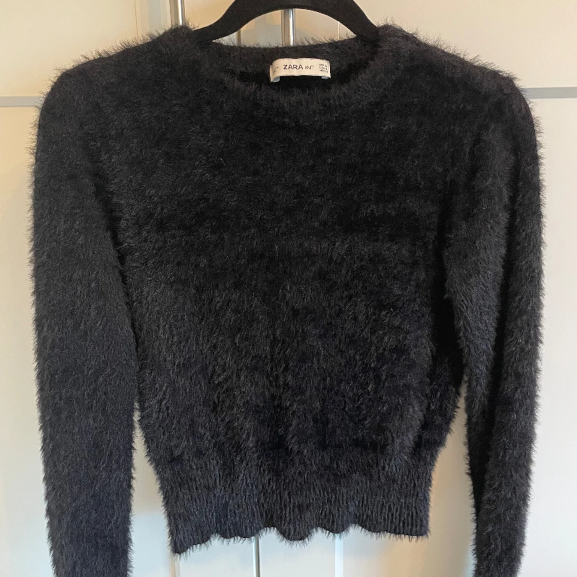 Lurvig tröja från Zara🖤