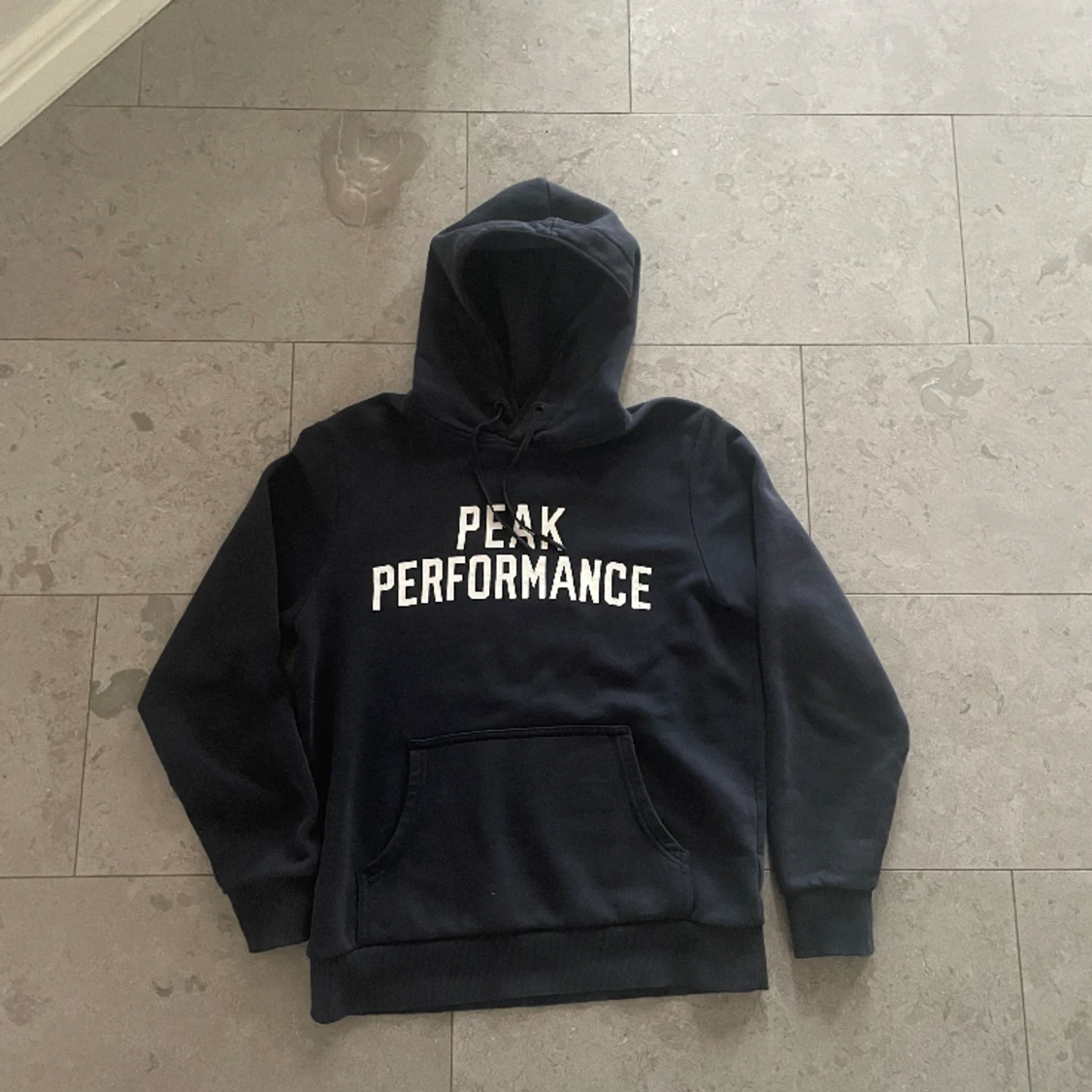 Peak performance hoddie M