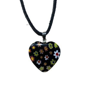 Unik hjärta i glas - Unik hjärta i glas med blommor   I bra skick   Längd ca 5x4 cm Total längd 25 cm