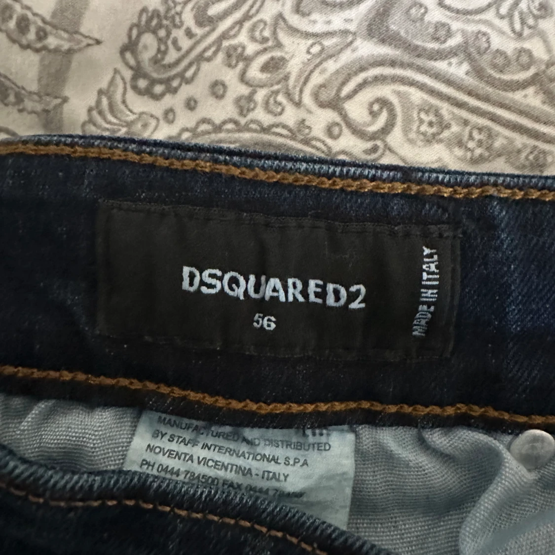 Oanvända Dsquared2 jeans - Herr - 91