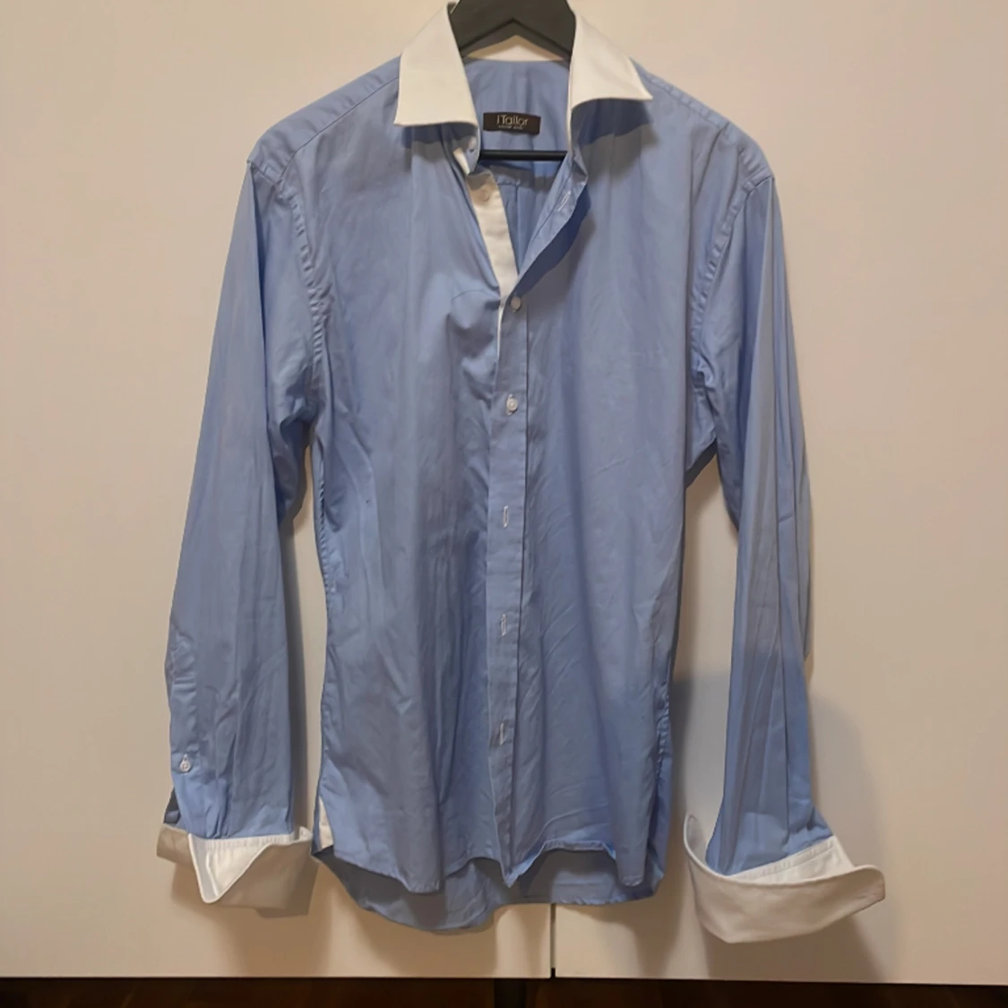 Skräddarsydd skjorta