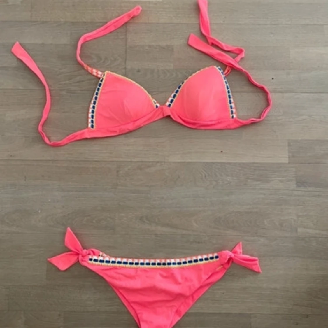 Korall bikini calzedonia