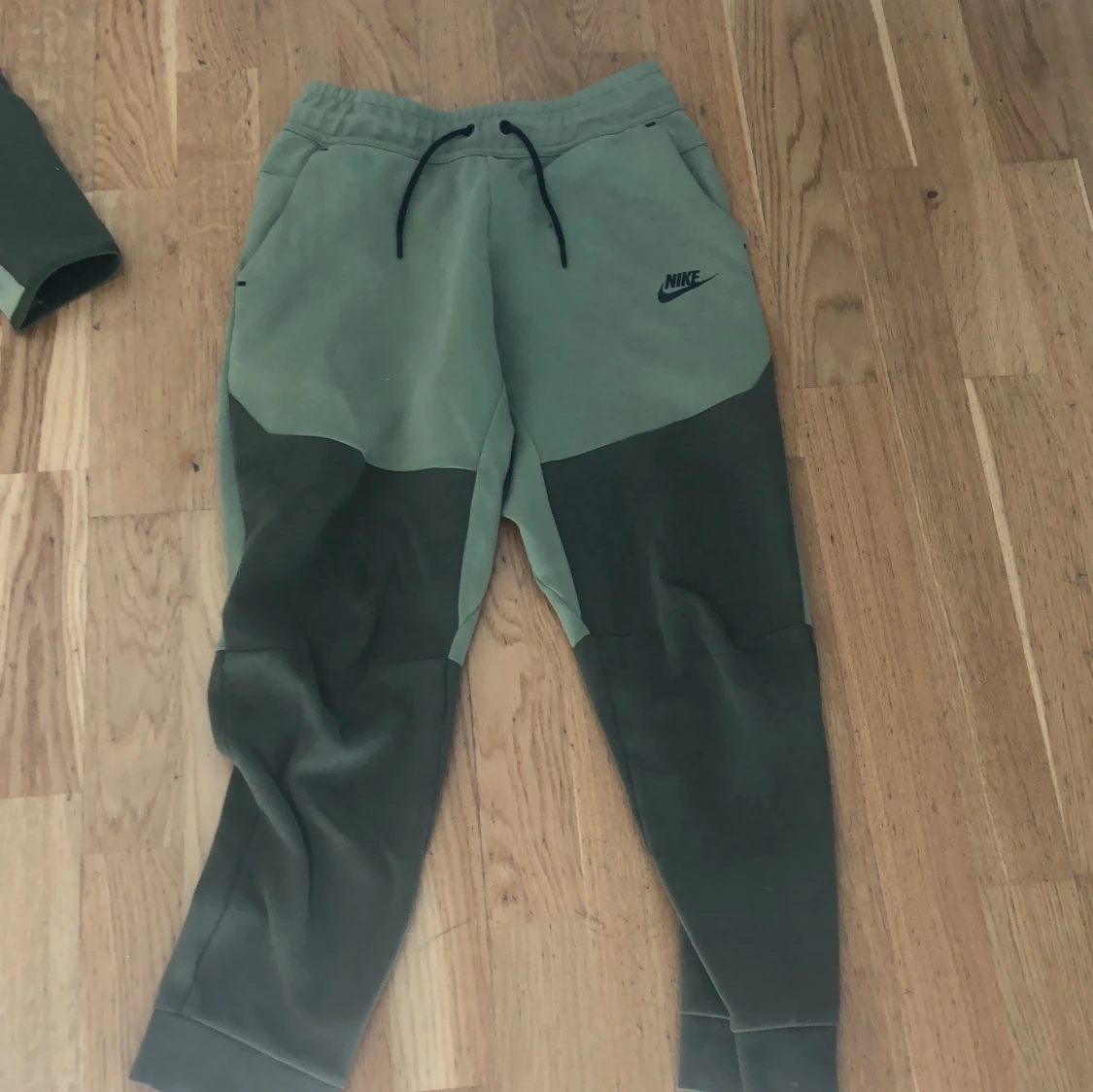 Nike tech fleece - 90