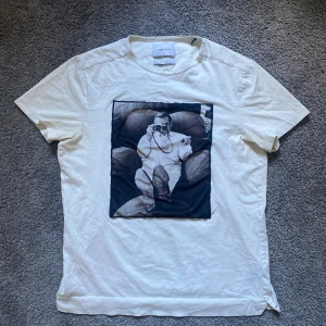 Limitato T-shirt  - Fint skick storlek S 